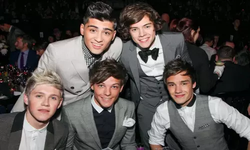 क्या Zayn Malik को वन डायरेक्शन में रहते हुए भेदभाव का सामना करना पड़ा? क्या Zayn Malik को वन डायरेक्शन में रहते हुए भेदभाव का सामना करना पड़ा?