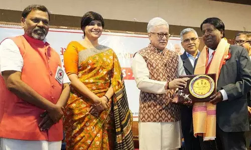 डेंटल सर्जन Dr MS Gaur को इंडियन रेडक्रॉस सोसाइटी द्वारा ‘मेडिकल एक्सीलेंस अवार्ड 2025’ से सम्मानित किया डेंटल सर्जन Dr MS Gaur को इंडियन रेडक्रॉस सोसाइटी द्वारा ‘मेडिकल एक्सीलेंस अवार्ड 2025’ से सम्मानित किया