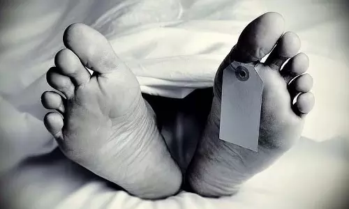 MP : छतरपुर में कंटेनर और आयशर ट्रक की आमने-सामने की टक्कर में ड्राइवर की मौत MP : छतरपुर में कंटेनर और आयशर ट्रक की आमने-सामने की टक्कर में ड्राइवर की मौत