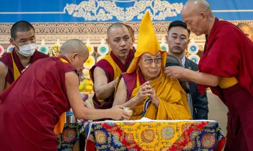 Dalai Lama ने दिखाया रास्ता