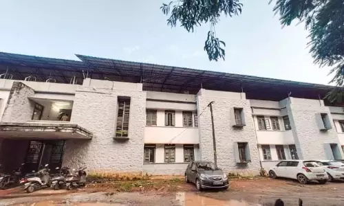 Kerala : डिकल कॉलेज पुरुष छात्रावास खतरे में