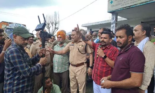 Jalandhar: खनन विरोधी समिति के नेता पर हमला, प्रदर्शनकारियों ने 18 घंटे तक सड़क जाम रखी