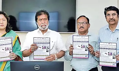 Telangana : मौसमी बीमारियों पर घर-घर सर्वेक्षण Telangana : मौसमी बीमारियों पर घर-घर सर्वेक्षण