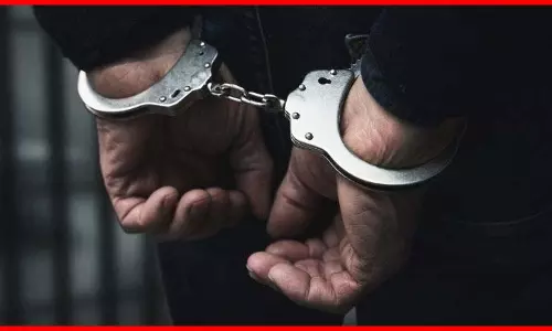 750 करोड़ की ठगी: CA अरेस्ट, पूरा मामला जान पुलिस भी हैरान 750 करोड़ की ठगी: CA अरेस्ट, पूरा मामला जान पुलिस भी हैरान