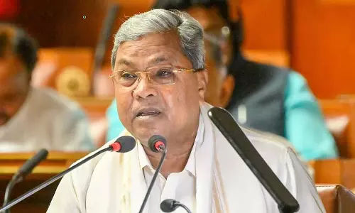 Siddaramaiah को कोविड टीकों को दिल के दौरे से जोड़ने के लिए माफ़ी मांगनी चाहिए