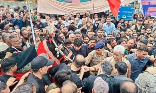 10वीं मुहर्रम पर Kashmir ने ‘कश्मीरियत’ के दो जोरदार बयान दिए