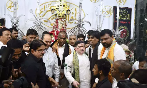 Telangana: मुहर्रम के 10वें दिन के लिए आशूरखाना तैयार Telangana: मुहर्रम के 10वें दिन के लिए आशूरखाना तैयार