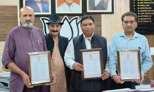 Sat Sharma ने गुरु रवि दास को समर्पित आरती जारी की