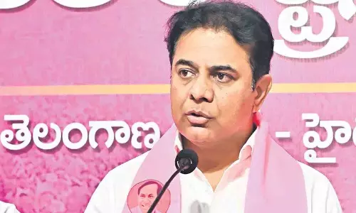 किसानों को खाद के बैग क्यों नहीं दिए जा रहे? केटीआर ने कांग्रेस सरकार पर निशाना साधा