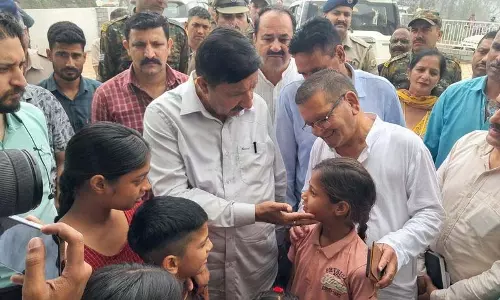 Agnihotri ने 10 दिनों के लिए रोपवे के जरिए सेराज तक मुफ्त यात्रा और माल ढुलाई की घोषणा की Agnihotri ने 10 दिनों के लिए रोपवे के जरिए सेराज तक मुफ्त यात्रा और माल ढुलाई की घोषणा की