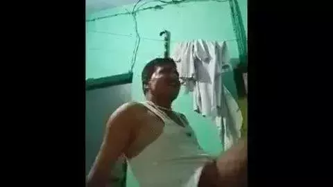 Gonda: ADM कार्यालय में अश्लीलता, DM ने लिया सख्त एक्शन Gonda: ADM कार्यालय में अश्लीलता, DM ने लिया सख्त एक्शन
