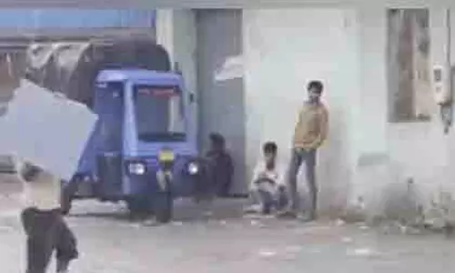 Gujarat: भारी बारिश से अहमदाबाद के कई हिस्सों में जलभराव