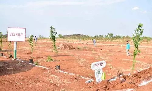 फार्मा सिटी को जमीन देने वाले किसानों को कल बांटे जाएंगे प्लॉट फार्मा सिटी को जमीन देने वाले किसानों को कल बांटे जाएंगे प्लॉट