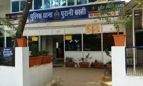 रायपुर में फेब्रिकेशन दुकानदार से मारपीट, FIR दर्ज रायपुर में फेब्रिकेशन दुकानदार से मारपीट, FIR दर्ज