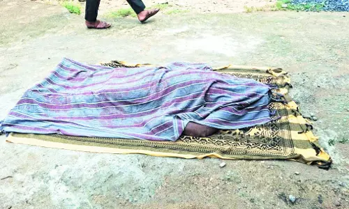 CG: मिस्त्री की करंट लगने से दर्दनाक मौत