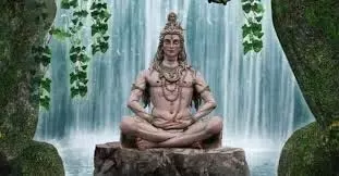 Sawan Month 2025: सावन माह के किसी भी सोमवार को खरीदें ये 3 चीजें, खुलेंगे सौभाग्य के द्वार Sawan Month 2025: सावन माह के किसी भी सोमवार को खरीदें ये 3 चीजें, खुलेंगे सौभाग्य के द्वार