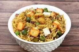 Sabudana Paneer Pulao Recipe: स्वाद और सेहत का परफेक्ट कॉम्बो, पनीर और साबूदाने से इस तरह बनाएं लाजवाब पुलाव Sabudana Paneer Pulao Recipe: स्वाद और सेहत का परफेक्ट कॉम्बो, पनीर और साबूदाने से इस तरह बनाएं लाजवाब पुलाव