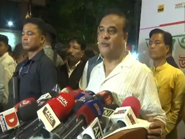 प्रधानमंत्री मोदी नवंबर में गुवाहाटी हवाई अड्डे के नए टर्मिनल का उद्घाटन करेंगे: Assam CM प्रधानमंत्री मोदी नवंबर में गुवाहाटी हवाई अड्डे के नए टर्मिनल का उद्घाटन करेंगे: Assam CM