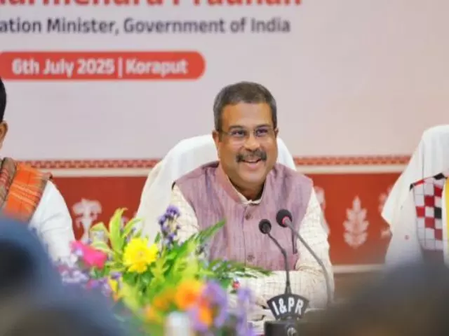 केंद्रीय मंत्री धर्मेंद्र प्रधान ने Odisha के 4 आकांक्षी जिलों में शिक्षा पर समीक्षा बैठक की अध्यक्षता की केंद्रीय मंत्री धर्मेंद्र प्रधान ने Odisha के 4 आकांक्षी जिलों में शिक्षा पर समीक्षा बैठक की अध्यक्षता की