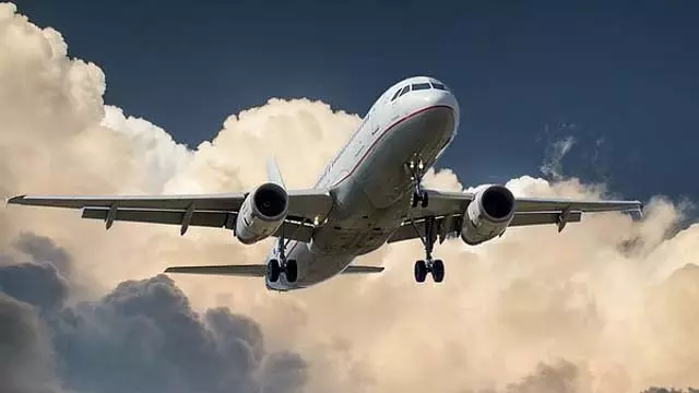 Tamil Nadu : चेन्नई-थूथुकुडी फ्लाइट में तकनीकी खराबी Tamil Nadu : चेन्नई-थूथुकुडी फ्लाइट में तकनीकी खराबी
