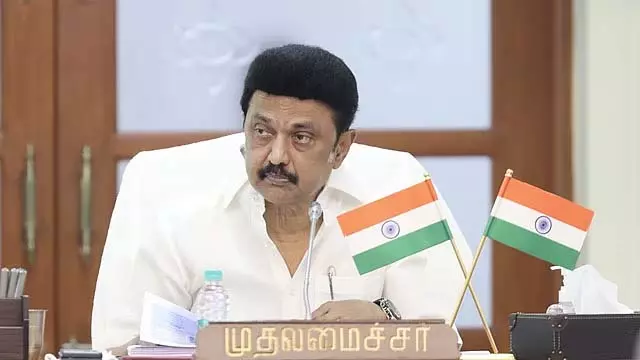 पटाखा फैक्ट्री हादसे के पीड़ित परिवार को 4 लाख मुआवजा: CM ने की घोषणा पटाखा फैक्ट्री हादसे के पीड़ित परिवार को 4 लाख मुआवजा: CM ने की घोषणा