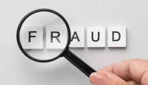 Bengaluru: 100 करोड़ रुपये के कथित चिटफंड घोटाले के बाद केरल का दंपत्ति लापता Bengaluru: 100 करोड़ रुपये के कथित चिटफंड घोटाले के बाद केरल का दंपत्ति लापता