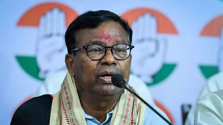 भक्त चरण दास को अखिल भारतीय कांग्रेस कमेटी (AICC) से झटका लगा भक्त चरण दास को अखिल भारतीय कांग्रेस कमेटी (AICC) से झटका लगा