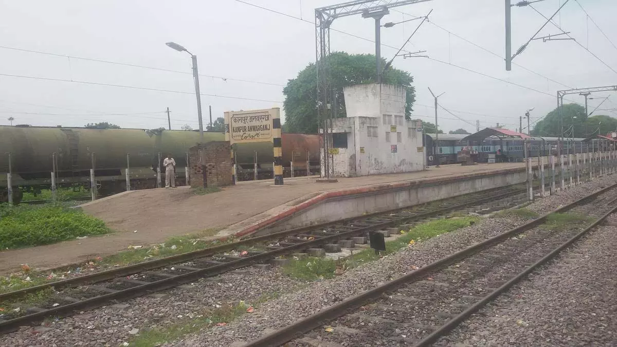 Kanpur : पांच स्टेशनों में प्लेटफार्म ऊंचाई में सुधार, रेलवे का नया कदम Kanpur : पांच स्टेशनों में प्लेटफार्म ऊंचाई में सुधार, रेलवे का नया कदम