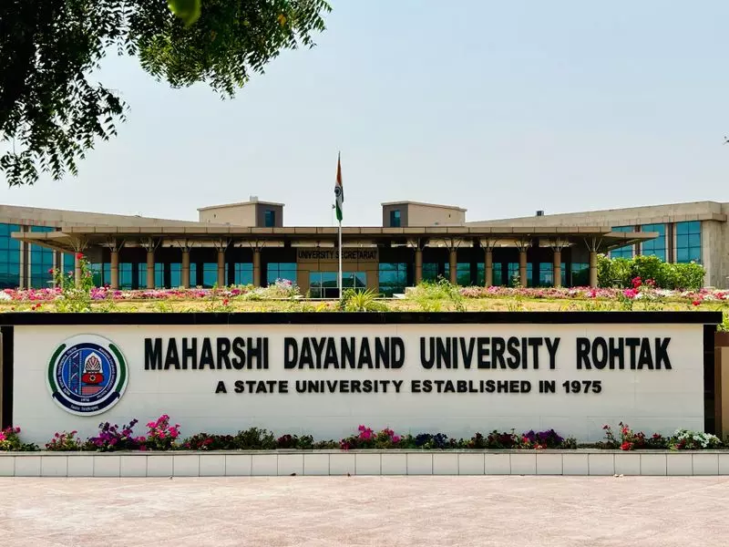 Rohtak विश्वविद्यालय ने छात्रों को सामुदायिक सेवा में शामिल करने के लिए पाठ्यक्रम तैयार किया Rohtak विश्वविद्यालय ने छात्रों को सामुदायिक सेवा में शामिल करने के लिए पाठ्यक्रम तैयार किया