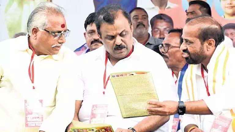 तिरुपति में बीसी बैठक में NDA के समावेशी शासन पर प्रकाश डाला गया तिरुपति में बीसी बैठक में NDA के समावेशी शासन पर प्रकाश डाला गया