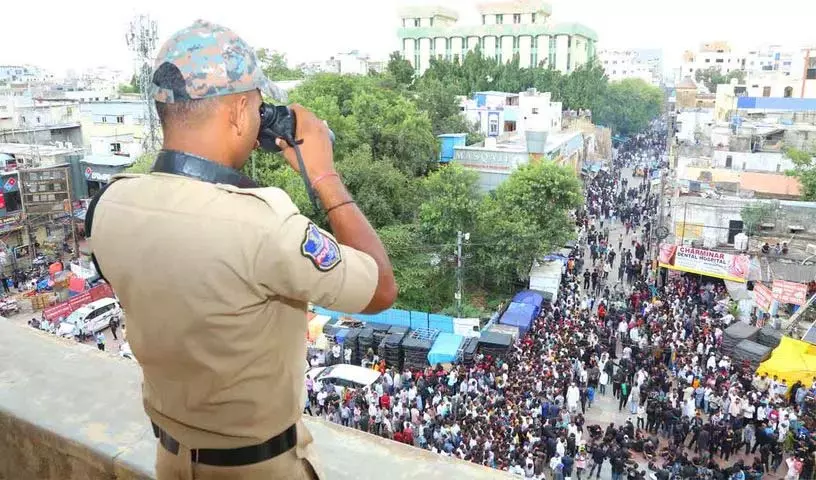 Hyderabad पुलिस बेहतर निगरानी, भीड़ और यातायात प्रबंधन के लिए ड्रोन विंग का विस्तार करेगी Hyderabad पुलिस बेहतर निगरानी, भीड़ और यातायात प्रबंधन के लिए ड्रोन विंग का विस्तार करेगी