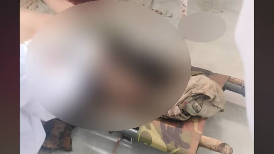 Assam राइफल्स ने लोंगडिंग में हथियारों का जखीरा बरामद किया Assam राइफल्स ने लोंगडिंग में हथियारों का जखीरा बरामद किया