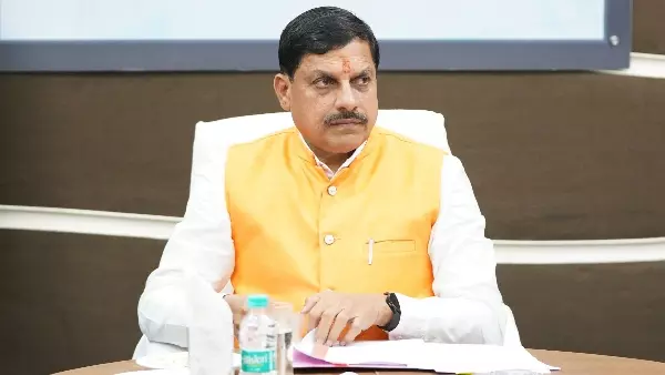 Bhopal: डॉ. यादव ने कारगिल हीरो विक्रम बत्रा को दी भावभीनी श्रद्धांजलि Bhopal: डॉ. यादव ने कारगिल हीरो विक्रम बत्रा को दी भावभीनी श्रद्धांजलि