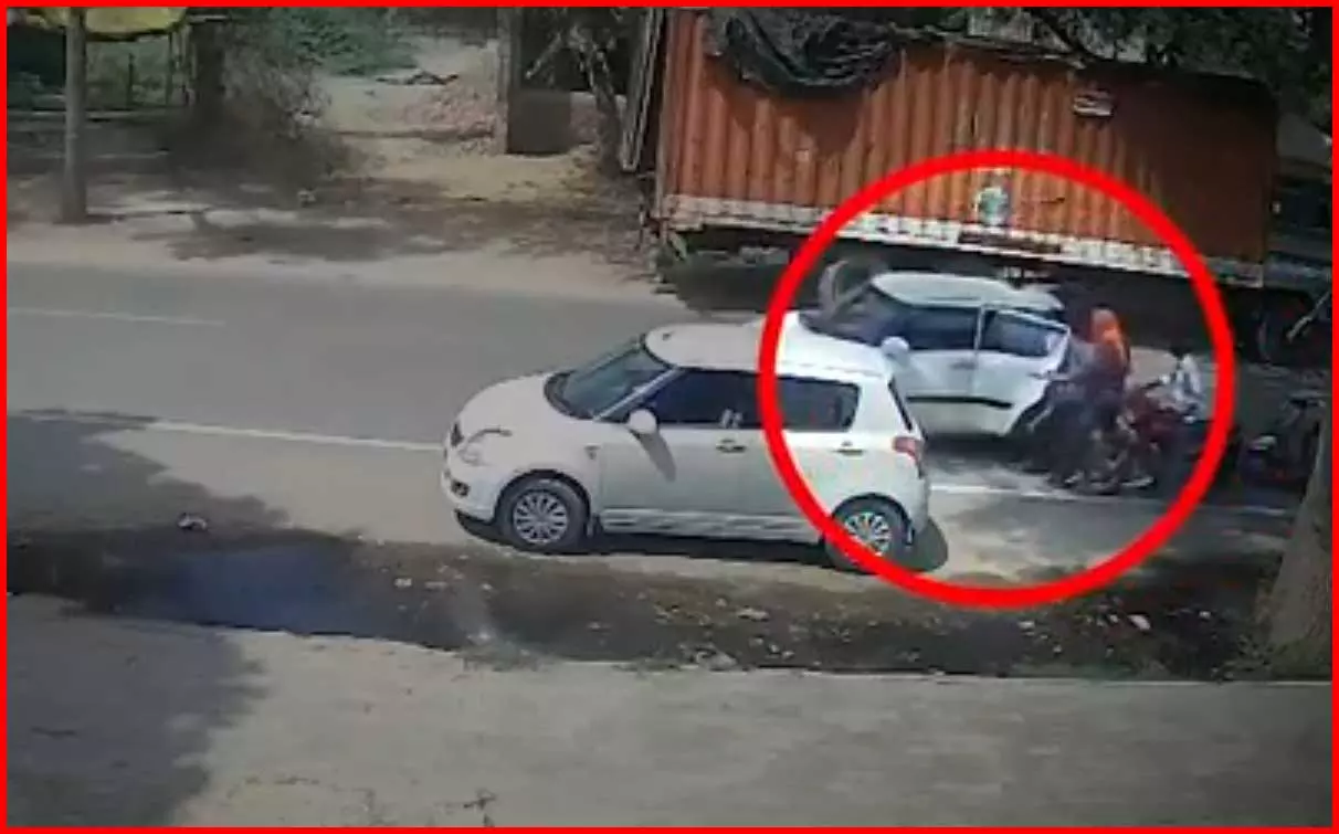बड़ी वारदात: गैंगस्टरों ने नामी व्यापारी को बनाया निशाना, डरावना मंजर VIDEO बड़ी वारदात: गैंगस्टरों ने नामी व्यापारी को बनाया निशाना, डरावना मंजर VIDEO