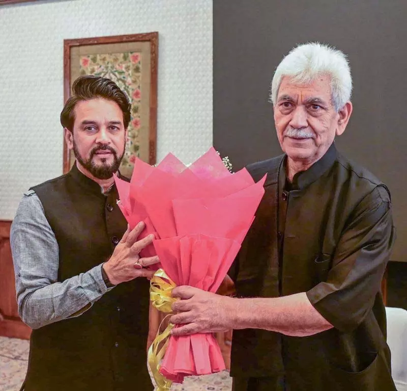 संसदीय समिति का दौरा ‘कश्मीर सुरक्षित है’ का संदेश देगा: Anurag Thakur संसदीय समिति का दौरा ‘कश्मीर सुरक्षित है’ का संदेश देगा: Anurag Thakur