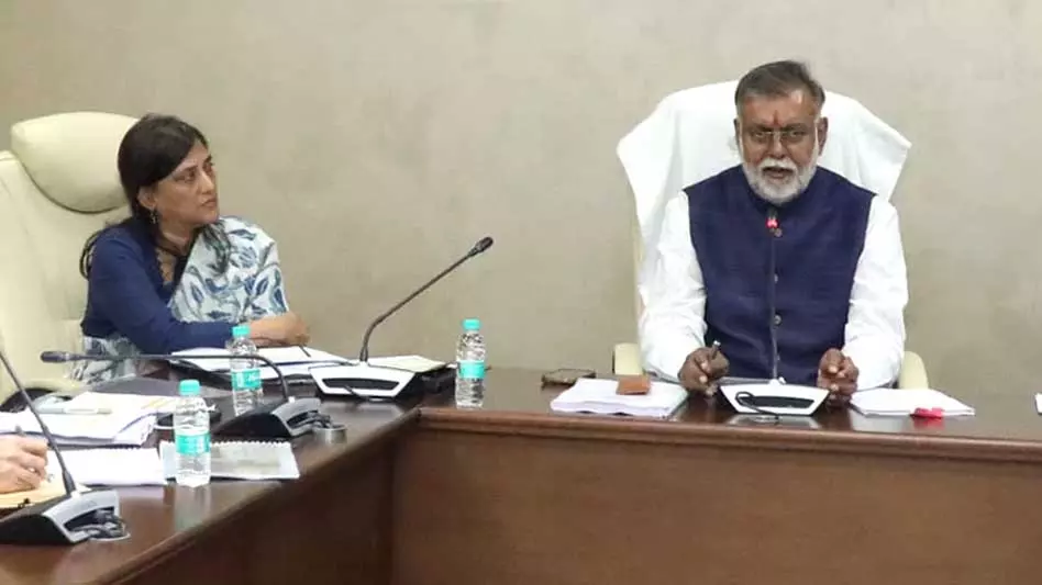 Bhopal: हर पौधे की सुरक्षा सुनिश्चित करें: मंत्री पटेल का संदेश Bhopal: हर पौधे की सुरक्षा सुनिश्चित करें: मंत्री पटेल का संदेश
