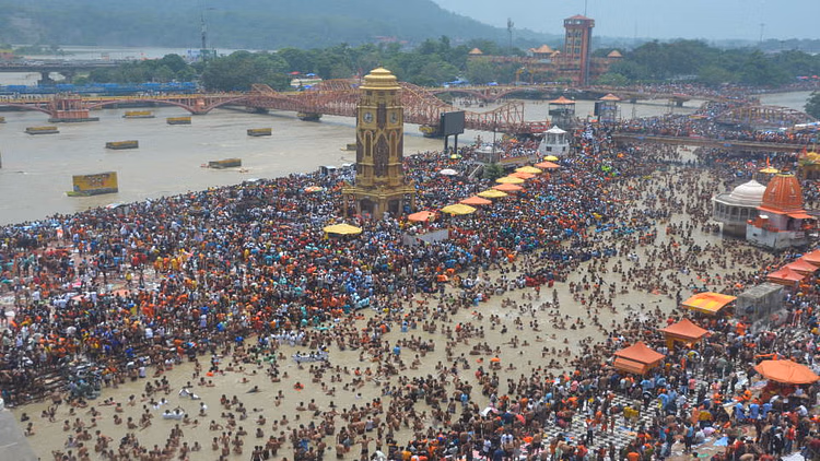 Rishikesh: कावड़ यात्रा में CCTV और पुलिस बल की चौकसी, सुरक्षा के व्यापक बंदोबस्त Rishikesh: कावड़ यात्रा में CCTV और पुलिस बल की चौकसी, सुरक्षा के व्यापक बंदोबस्त