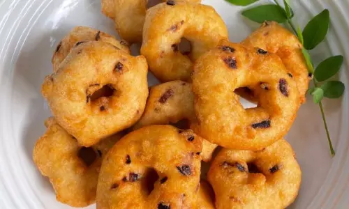 Semolina Medu Vada: लाजवाब स्वाद वाली यह दक्षिण भारतीय डिश