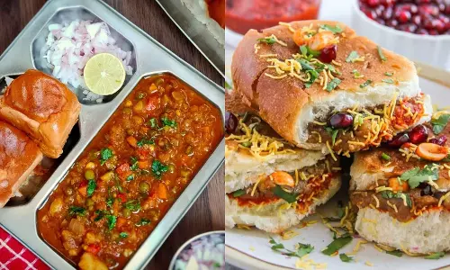 6 भारतीय स्ट्रीट फ़ूड जो आपको ज़रूर ट्राई करना चाहिए—स्वाद में बेमिसाल 6 भारतीय स्ट्रीट फ़ूड जो आपको ज़रूर ट्राई करना चाहिए—स्वाद में बेमिसाल