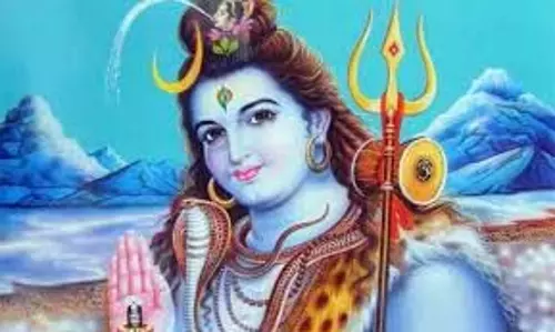 Somwar Upay: सोमवार को करेंगे ये उपाय तो संवर जाएगा आपका जीवन, भगवान शिव होंगे प्रसन्न