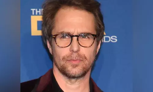 Sam Rockwell ने कहा- उन्हें लीन ऑन मी के लिए शेष चेक मिल रहे हैं, भले ही वे इसका हिस्सा न हों