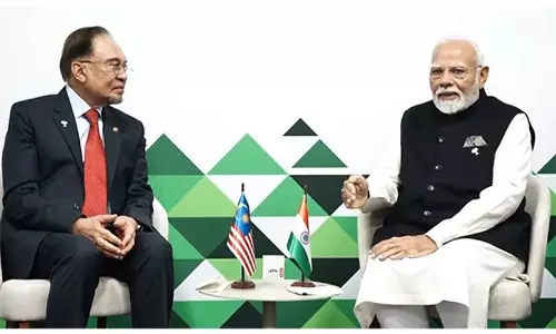 PM मोदी ने ब्रिक्स के दौरान मलेशियाई PM इब्राहिम से की बातचीत