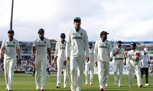 एजबेस्टन जीत पर गिल, राहुल समेत भारतीय सितारों ने जताई खुशी एजबेस्टन जीत पर गिल, राहुल समेत भारतीय सितारों ने जताई खुशी