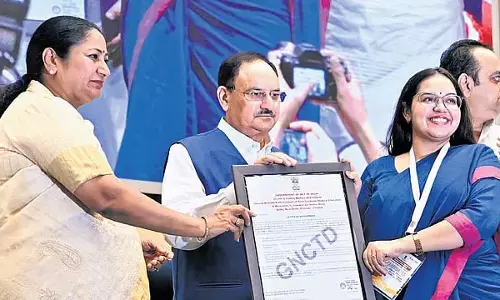स्वास्थ्य सेवा को बढ़ावा देने के लिए 1,300 नर्सिंग अधिकारी नियुक्त