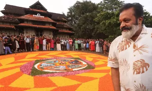 Thrissur पूरम मामला: केंद्रीय मंत्री सुरेश गोपी का बयान दर्ज Thrissur पूरम मामला: केंद्रीय मंत्री सुरेश गोपी का बयान दर्ज