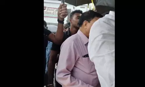 डिप्टी CM अरुण साव और मंत्री लखनलाल देवांगन का काफिला ग्रामीणों द्वारा रोकने का वीडियो वायरल, कलेक्टर-एसपी ने मोर्चा संभाला