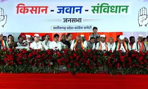 मल्लिकार्जुन खड़गे ने रायपुर में किसान, जवान, संविधान सभा को किया संबोधित