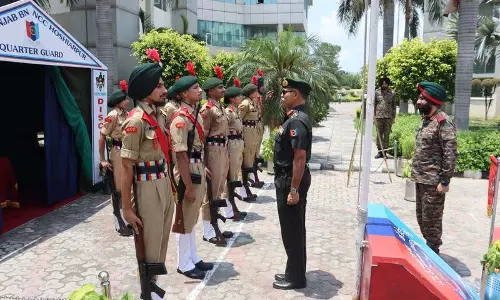 कमांडर ने NCC शिविर की समीक्षा की, समय प्रबंधन, आपातकालीन प्रशिक्षण पर प्रकाश डाला कमांडर ने NCC शिविर की समीक्षा की, समय प्रबंधन, आपातकालीन प्रशिक्षण पर प्रकाश डाला