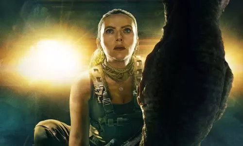 Scarlett Johansson सबसे ज्यादा कमाई करने वाली मुख्य अभिनेत्री बनीं