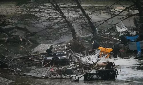 Texas बाढ़ अमेरिकी इतिहास की सबसे घातक बाढ़ों में से एक बन गई